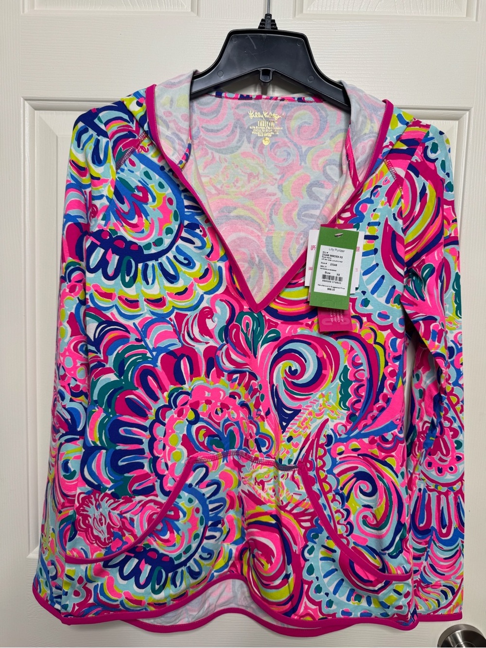NWT Lilly Pulitzer Gabi Luxletic top UPF 50+  Psychedelic Sunshine XS